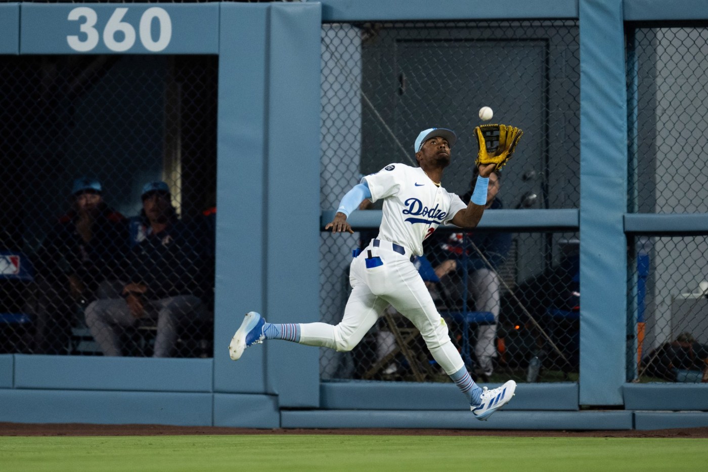 Dodgers trade outfielder Esteury Ruiz to Marlins