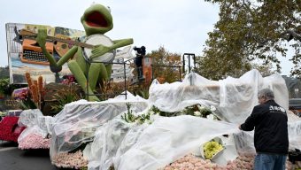 Pasadena gets a steady dose of New Year’s Eve rain, a precursor to likely showers on Rose Parade