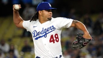 Brusdar Graterol, Dodgers reach 1-year agreement, avoid arbitration