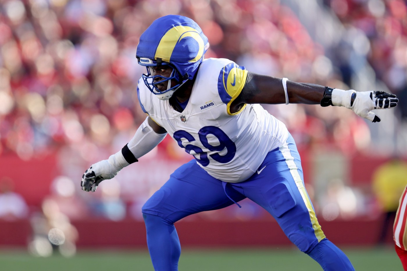 Rams RG Kevin Dotson pushing ankle in effort to play against Bears