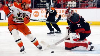 Ducks fall to Hurricanes as losing streak reaches 8 games