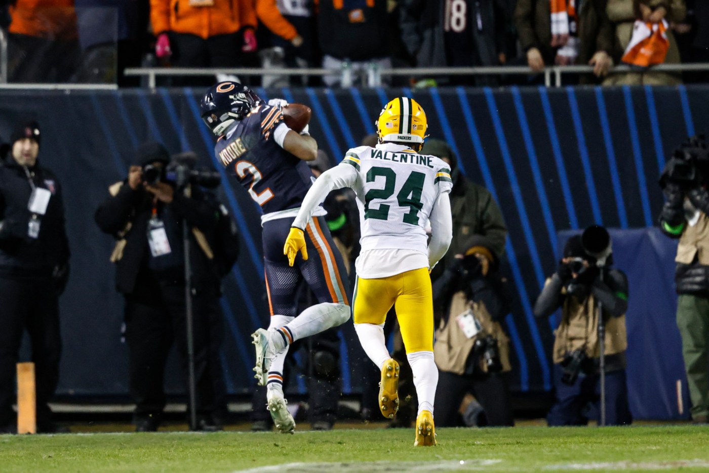 Bears storm back to beat Packers in NFC wild-card thriller