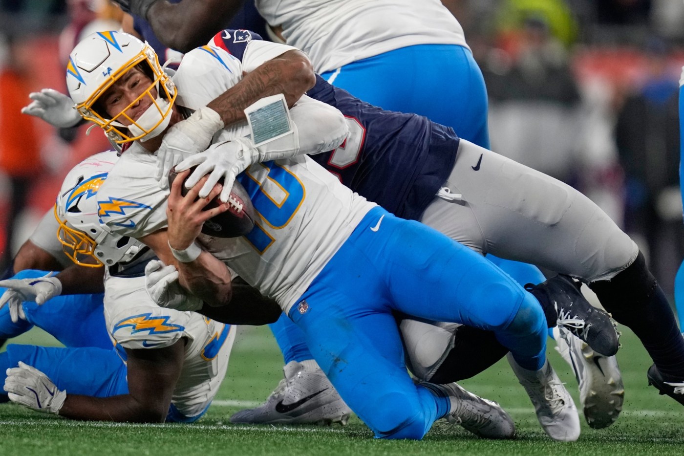 Chargers’ offense fizzles in AFC wild-card loss to Patriots