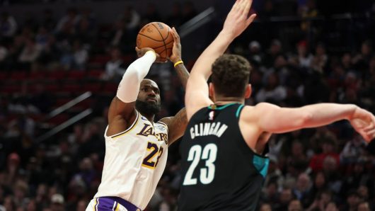 Short-handed Lakers fall to Blazers for 5th loss in 6 games