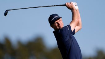 Justin Rose sets record pace for 4-shot lead in Farmers Insurance Open