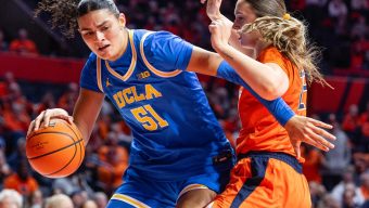 Lauren Betts leads No. 2 UCLA past Illinois despite foul trouble