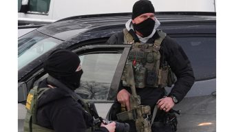 Shooting of man by federal agents in Minnesota creates tension on gun rights; LA federal prosecutor’s comments criticized by NRA