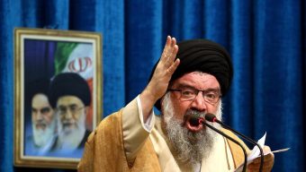 Prayer leader in Iran and the faithful call for executions over protests, a red line for Trump