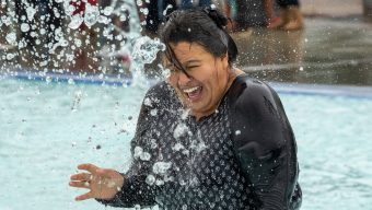 Santa Clarita residents start 2026 with a “splash” at the city’s annual Polar Plunge