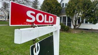 Is the middle class ‘shrinking’ or ‘struggling’? The difference is important.