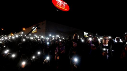At the little market that buoyed Altadena’s heart, community looks back at fire’s impact