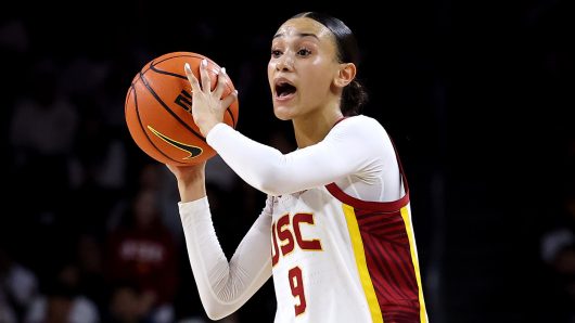 Oregon hands No. 21 USC women their 2nd straight Big Ten loss