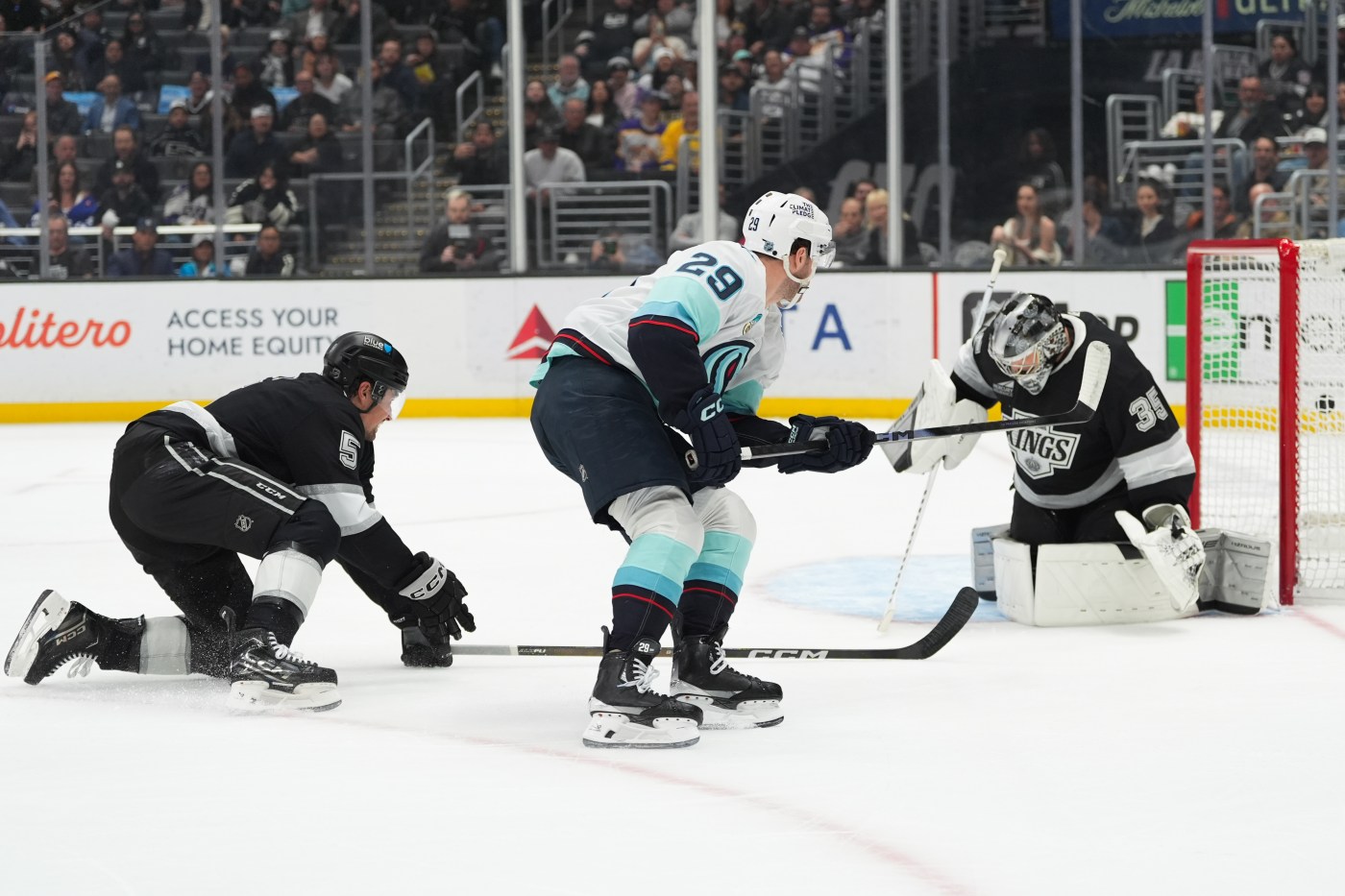 Kings follow big acquisition with loss to Kraken