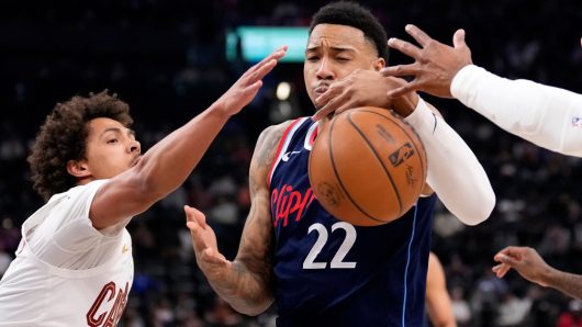 Sloppy Clippers buried by Cavaliers to begin post-Harden era