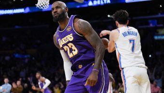 Lakers’ LeBron James will sit out vs. Spurs, ending his All-NBA streak