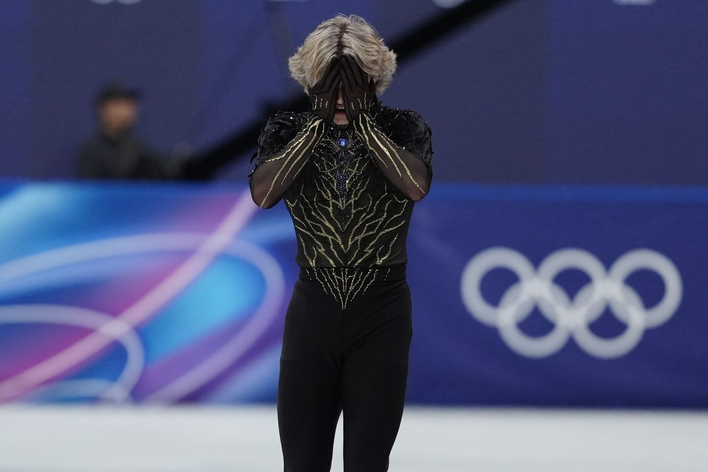 Malinin melts down, finishes 8th after disastrous free skate