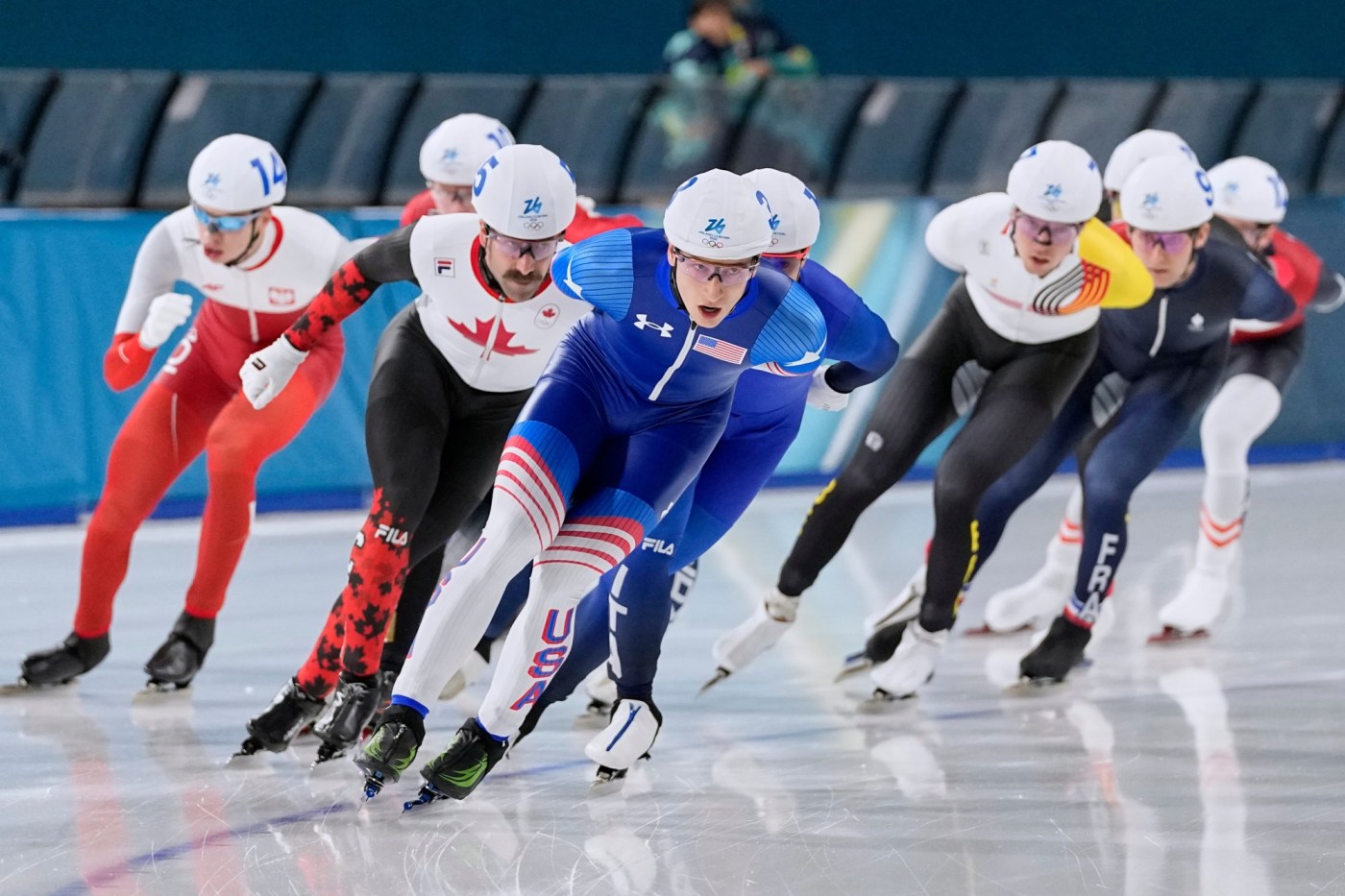 Winter Olympics: Jordan Stolz finishes 4th in mass start