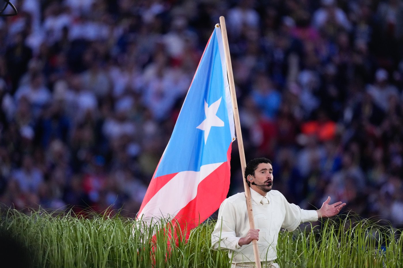 Super Bowl 2026: Bad Bunny, nostalgic commercials and more top moments according to social media