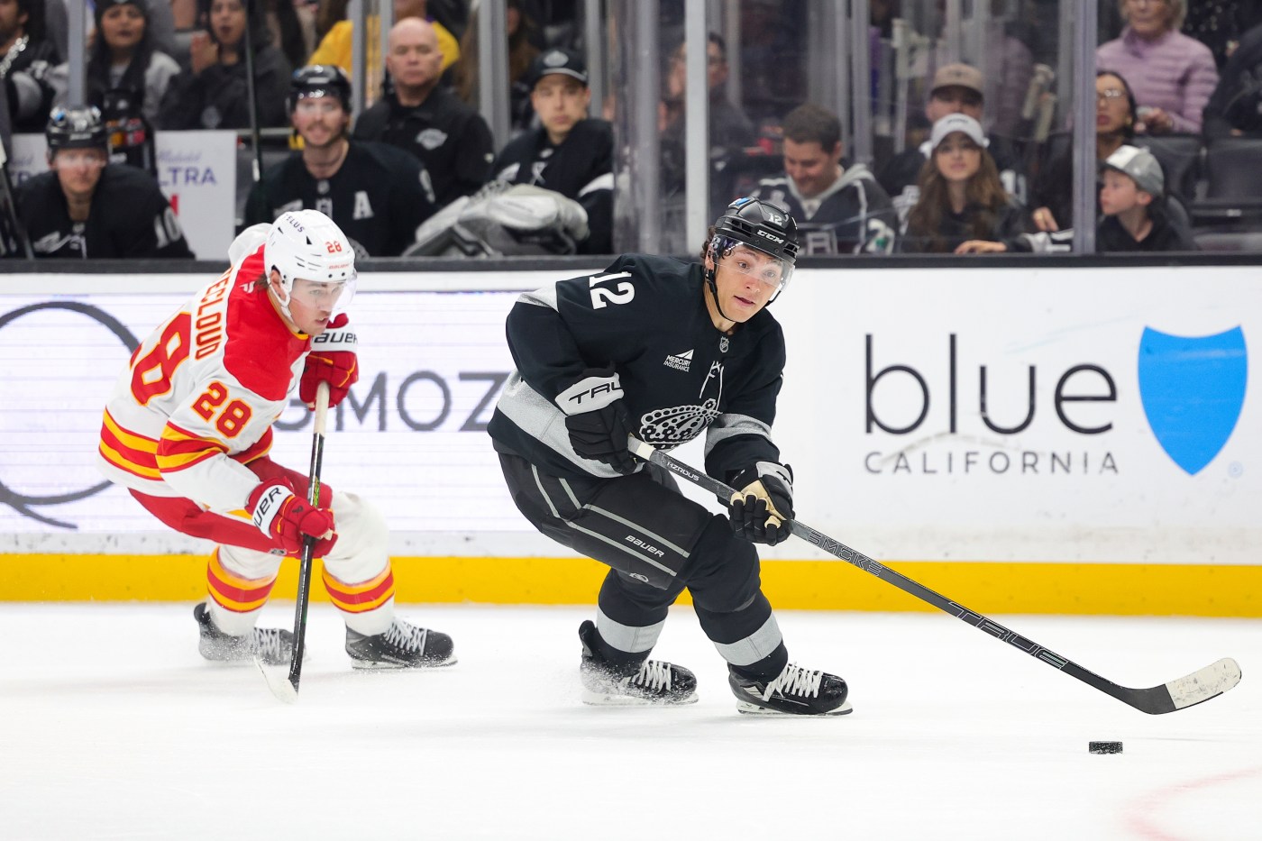 Kings snap 5-game skid in win over Flames