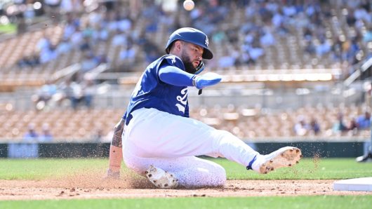 Dodgers let early lead slip away in loss to Rockies