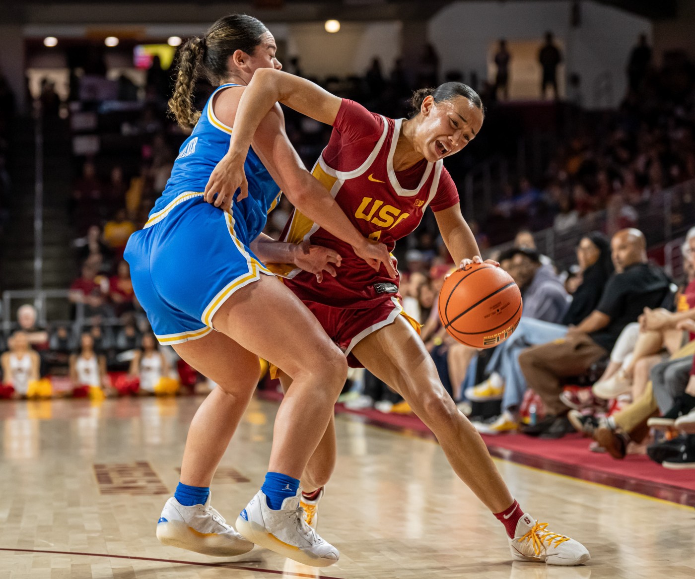 No. 2 UCLA women beat USC to polish off undefeated Big Ten season