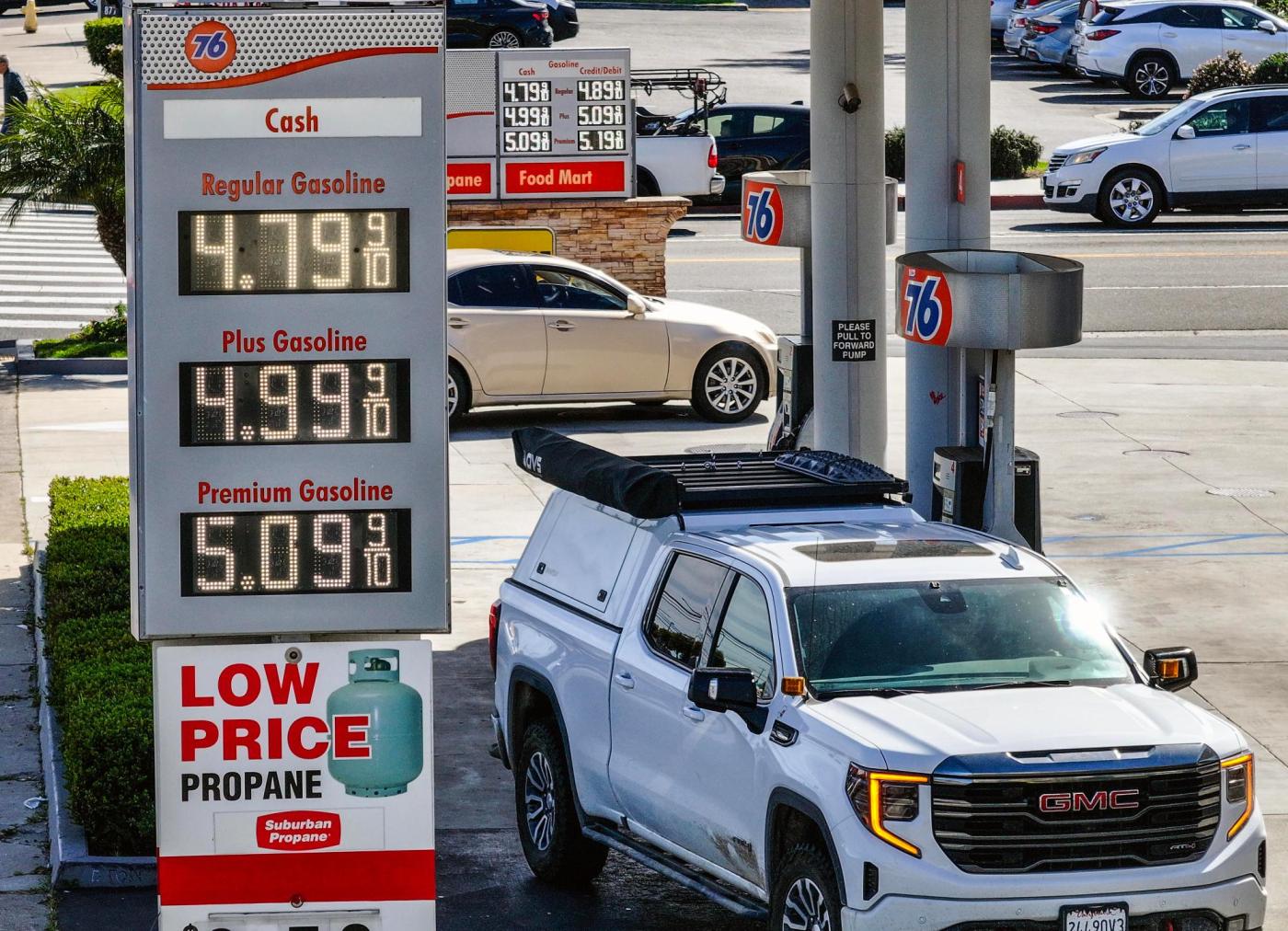 Gas prices in Southern California could push above $5 on Iran attack