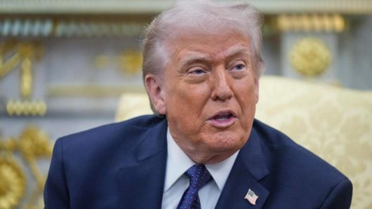 Cracks appear in Trump’s MAGA base as leading figures criticize the Iran war