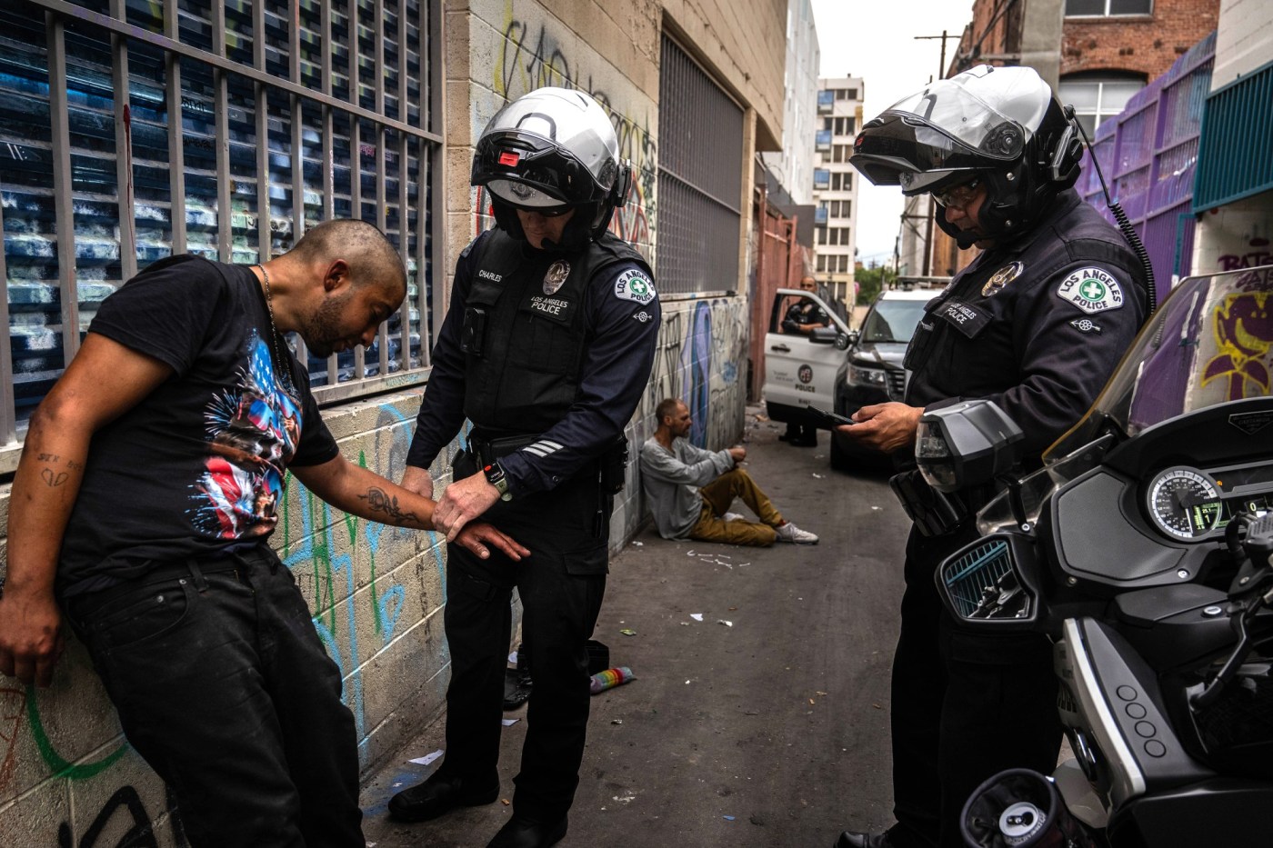 Federal case targets alleged 18th Street gang role in MacArthur Park drug trade